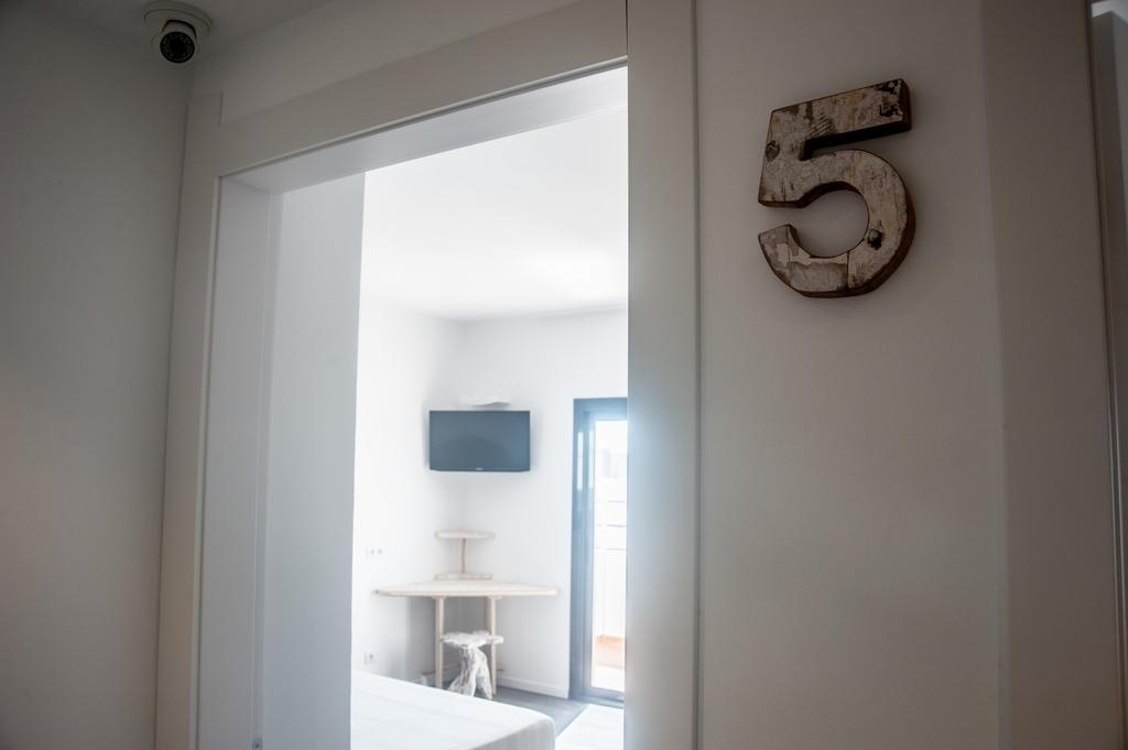 Hostal Bon Sol Sant Ferran de Ses Roques Ruang foto